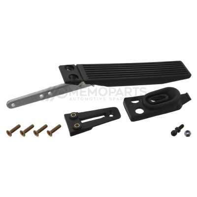ACCELERATOR PEDAL