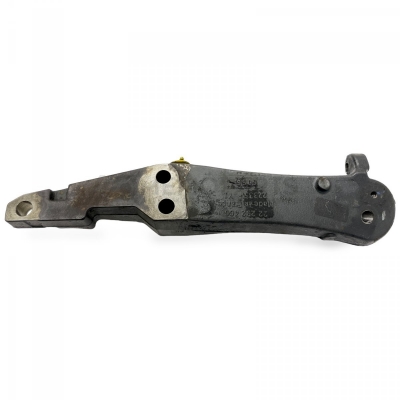 ENGINE MOUNTING HOLDER